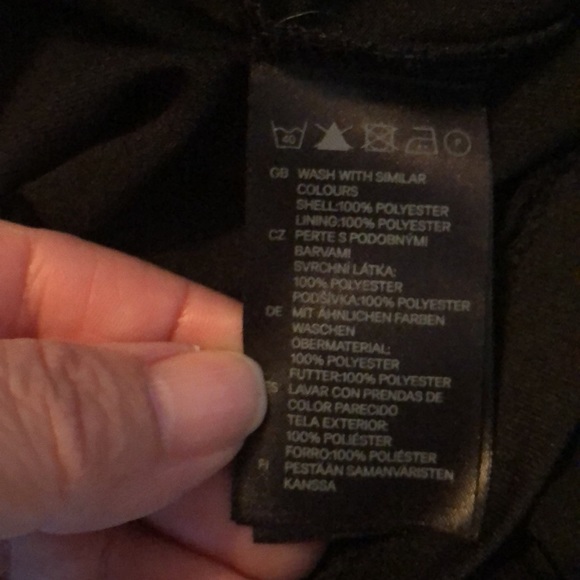 🌟2/$25🌟DIVIDED by H&M skirt - Picture 6 of 7